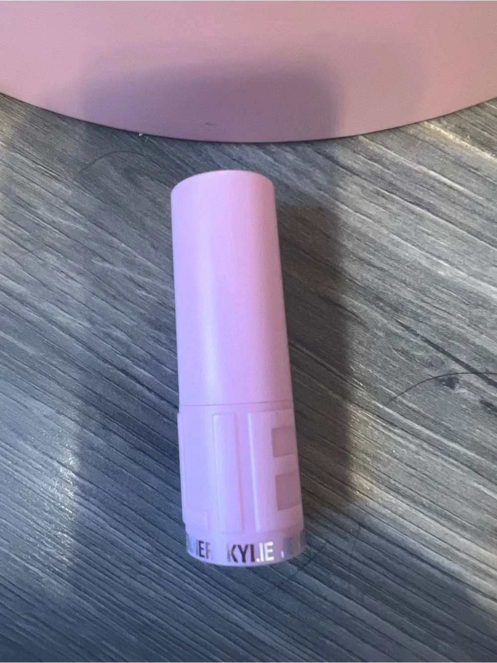 Kylie creme lipstick .. shade.  power move NEW